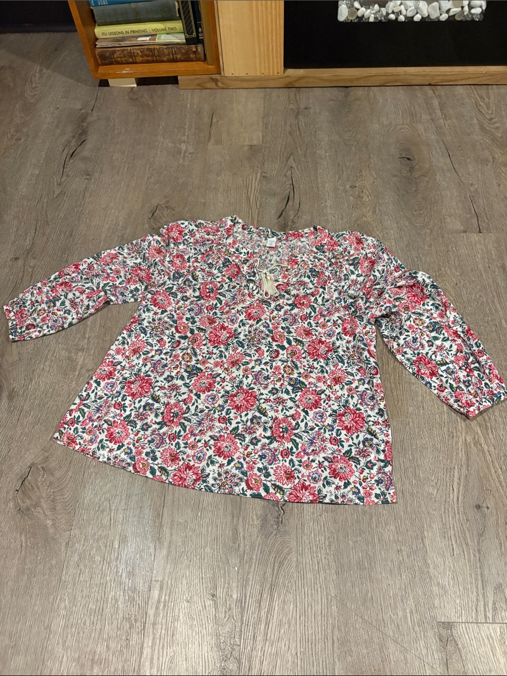 Old Navy Floral crop-sleeve Peasant Top in Pink and Green SMALL